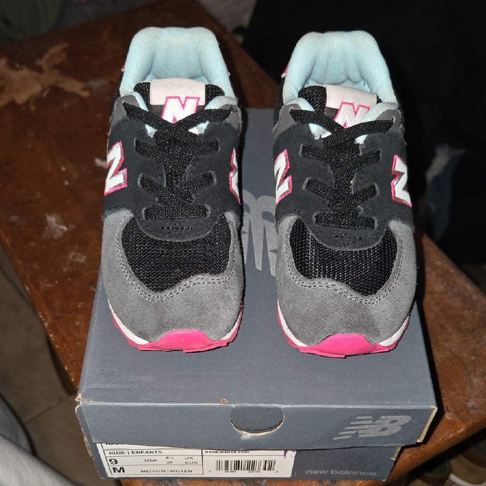 Uesd New Balance Kids' Black, Gray, and Pink Sneakers